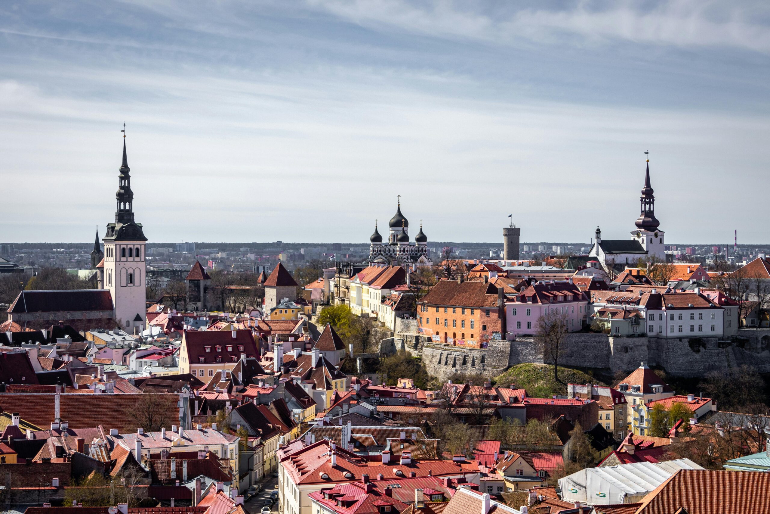 Champagne market demand and consumption trends in Estonia